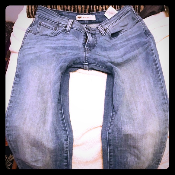 Mid rise Levi’s Skinny Jeans - Picture 1 of 4